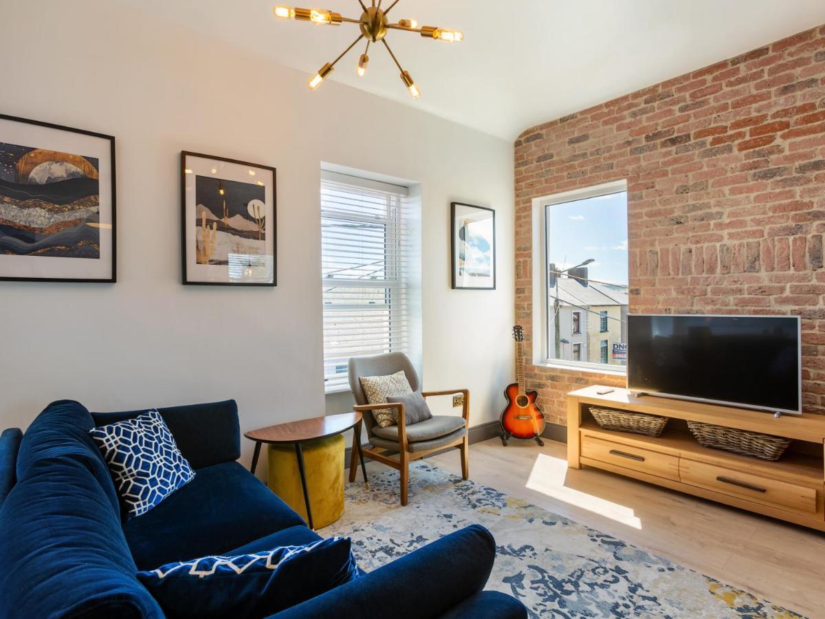 Macs Townhouse Dungarvan Дангарван Экстерьер фото