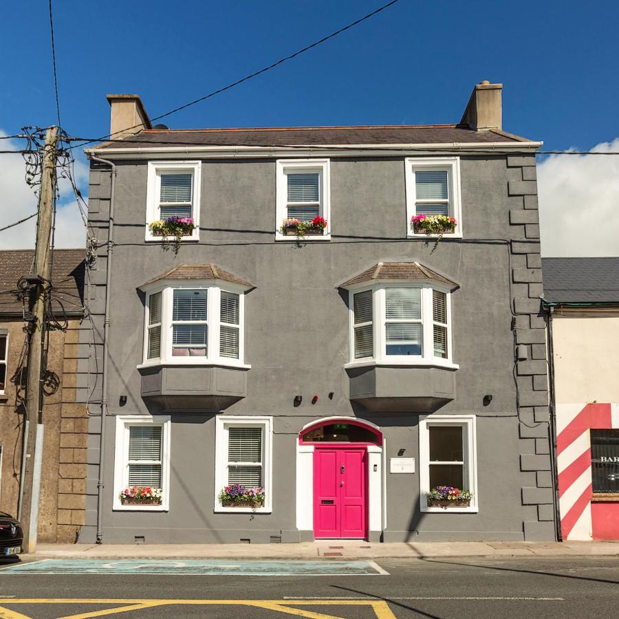 Macs Townhouse Dungarvan Дангарван Экстерьер фото